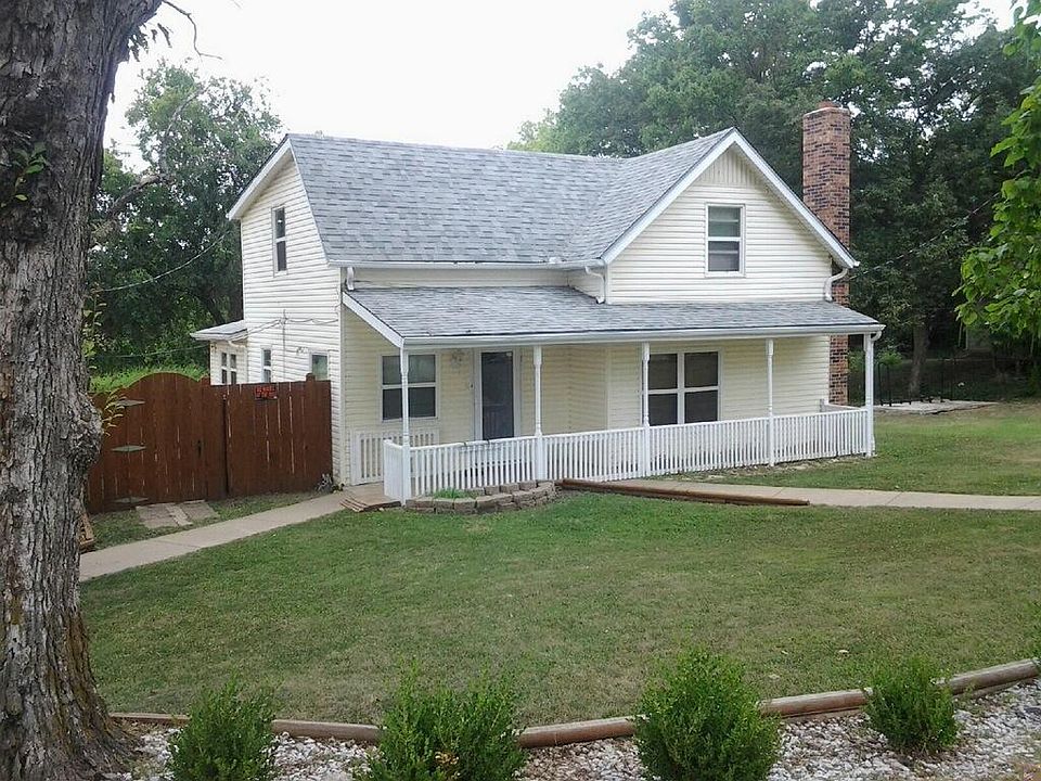 1st image of 601 Whitfield St