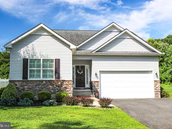 10 Elm Ave, Newark, DE 19711