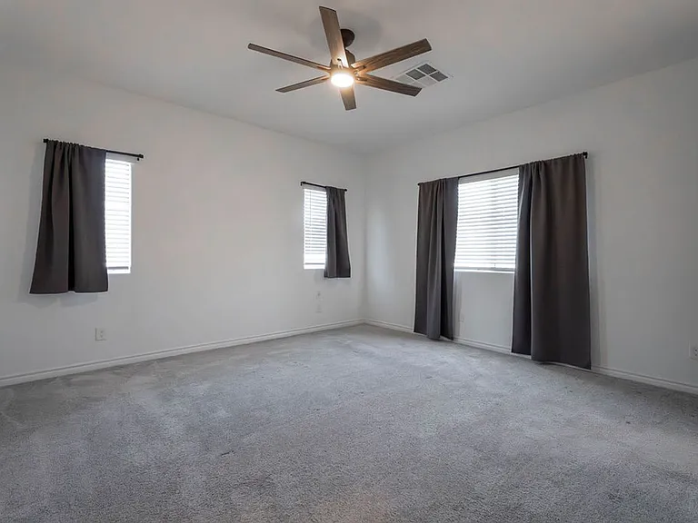 7126 Calvert Cliffs St — Photo 21