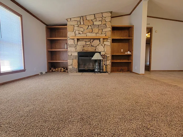 500 N Oakwood St — Photo 13