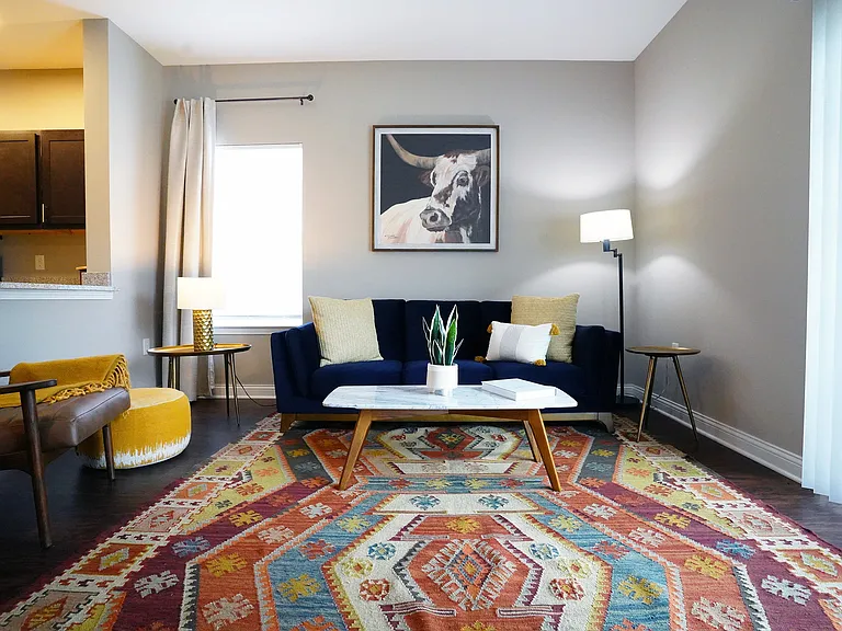 Big windows, bright mornings. The Ventry's living rooms are made for light-filled lounging and everyday ease.