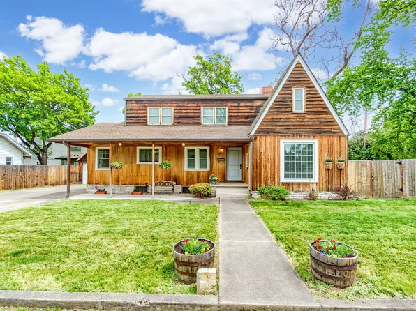 120 Stark St, Medford, OR 97504