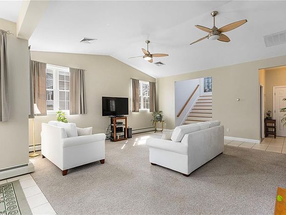 5th image of 185 Legris Ave