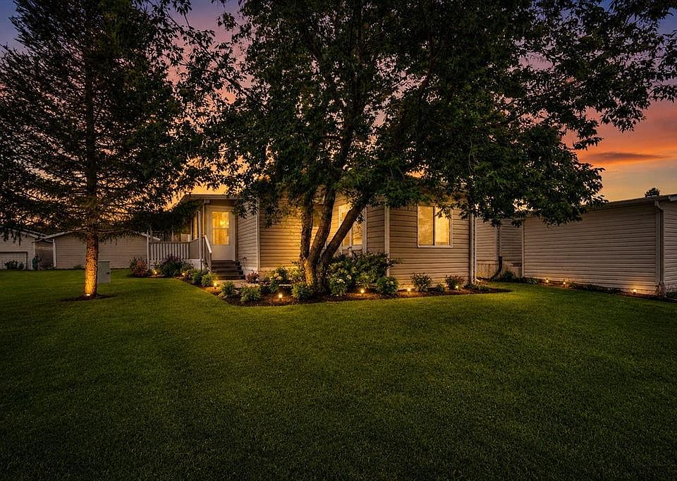 1st image of 132 Ranchwood Ln