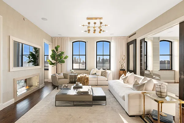 Sold by Compass | media 1