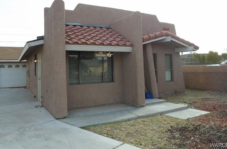 1st image of 2120 Santa Maria Way