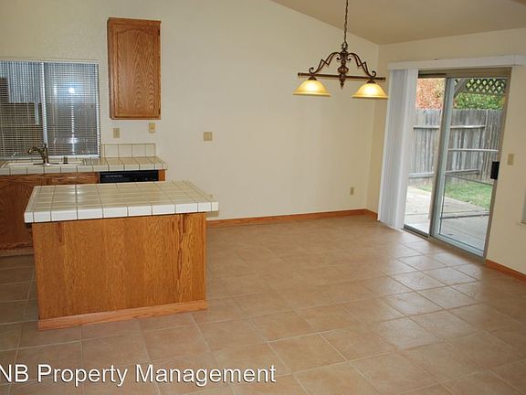 4th image of 1046 Haman Way