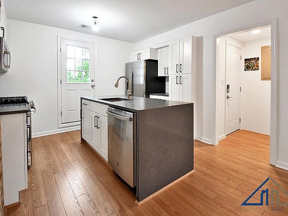 2nd image of 695 Palisade Ave Floor 2