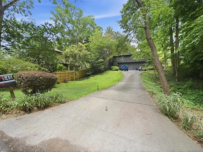 546 Allen Rd NE #B — Photo 6