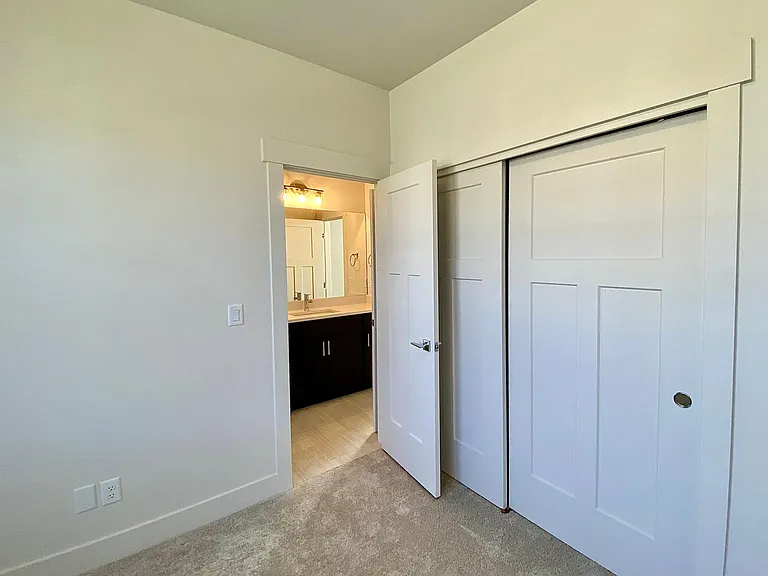 1604 Wyatt Earp Ct — Photo 29