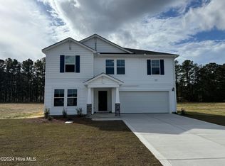 639 Walters Run Dr, Raeford, NC 28376