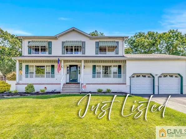 5 Netty St, Howell, NJ 07731