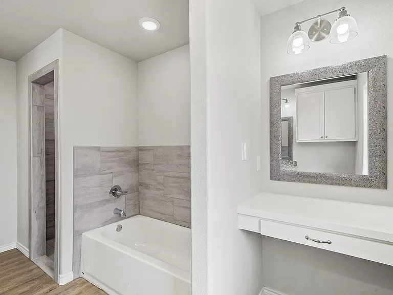 8807 N County Road 3200 — Photo 5