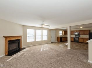 8306 Rockmoor Ridge Rd, Charlotte, NC 28215