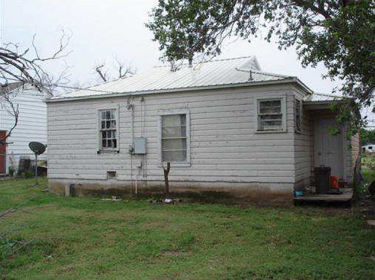 2nd image of 2817 Rule St