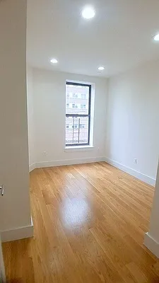 Rented by Uptown Flats LLC | media 24