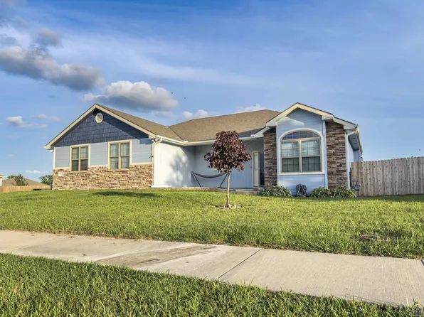 2911 SW Whitney Ave, Topeka, KS 66614