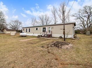 2583 W Meadow Ln, Rothbury, MI 49452