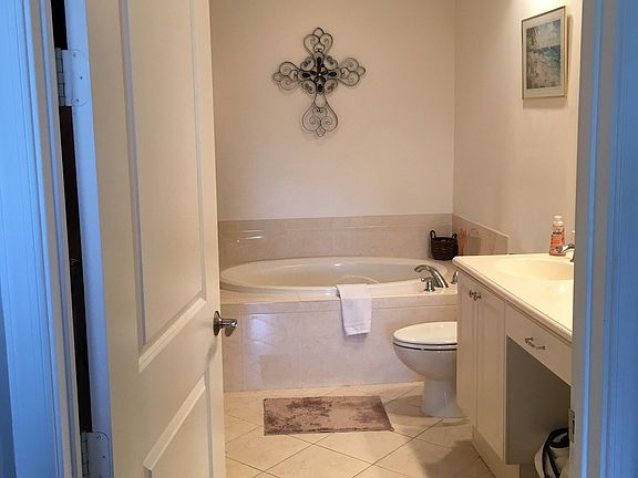 Bathroom w/ walkin shower not shon