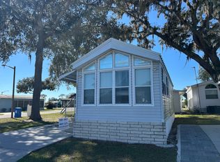 37811 Chancey Rd #195, Zephyrhills, FL 33541