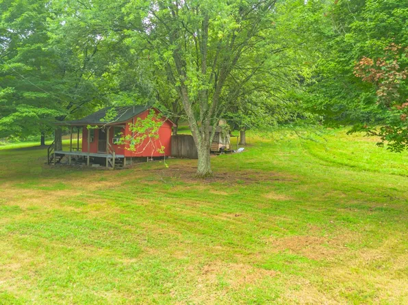 501 Beaver View Ln, Cornersville, TN 37047