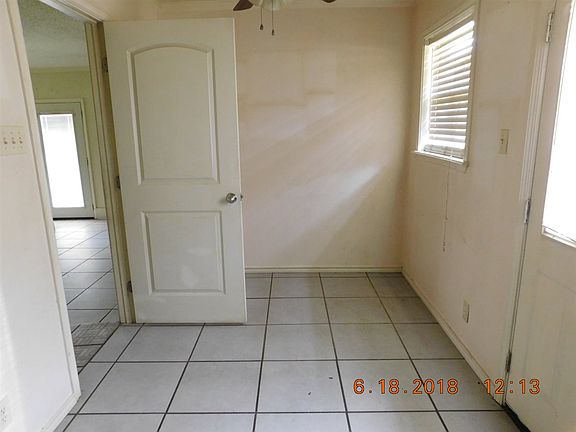5th image of 6076 Fm 2625 W