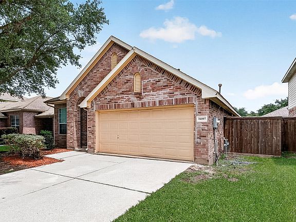 2nd image of 16007 Hidden Manor Dr