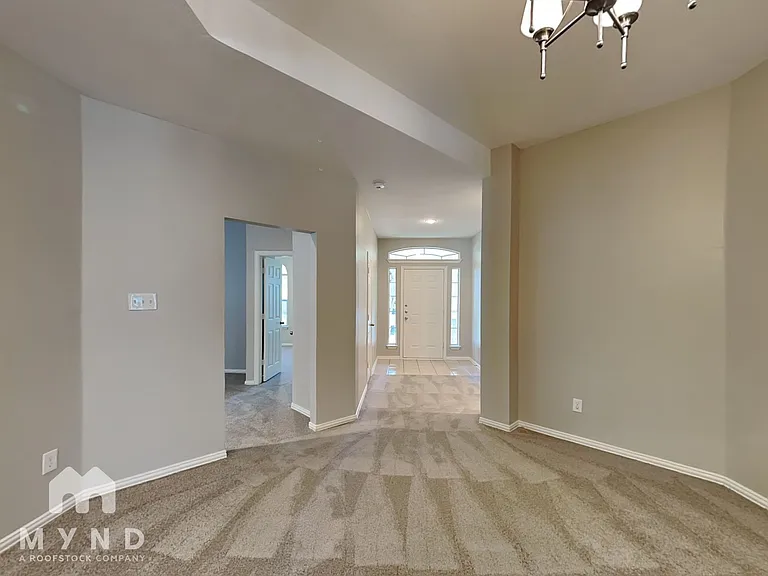 1039 Providence Blvd — Photo 10
