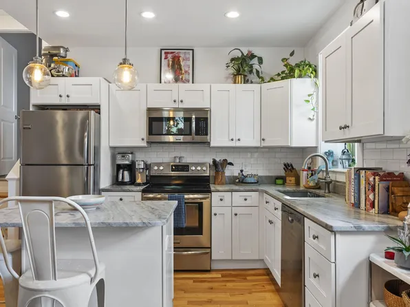 127 Cumberland Avenue #1, Portland, ME 04101
