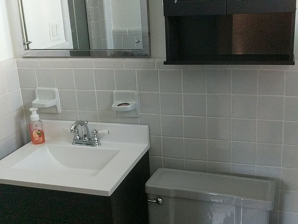 2nd image of 14337 Lyons St