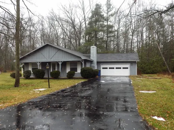 7606 Woodlea Dr W, Oscoda, MI 48750