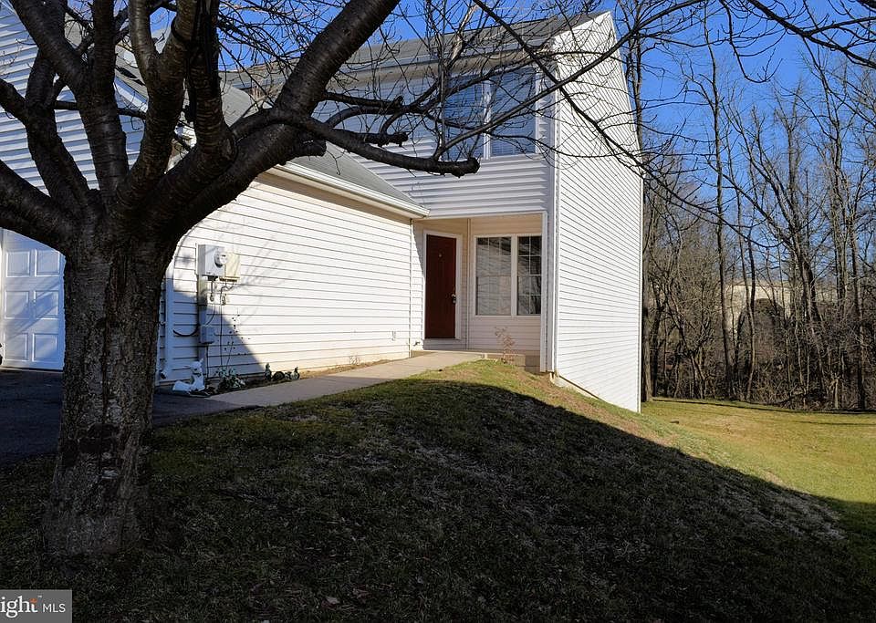 1st image of 9143 Joyce Ln