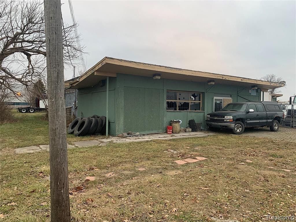 24460 Dequindre Rd, Warren, MI 48091 MLS 2210100784 Zillow