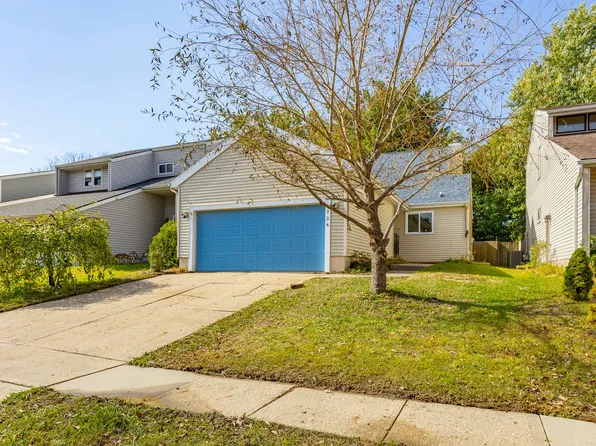 724 Knolls Ct, West Des Moines, IA 50265