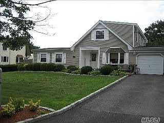 2nd image of 74 White Pine Way