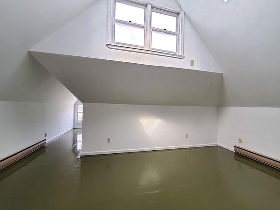 4th image of 1331 Michigan Ave