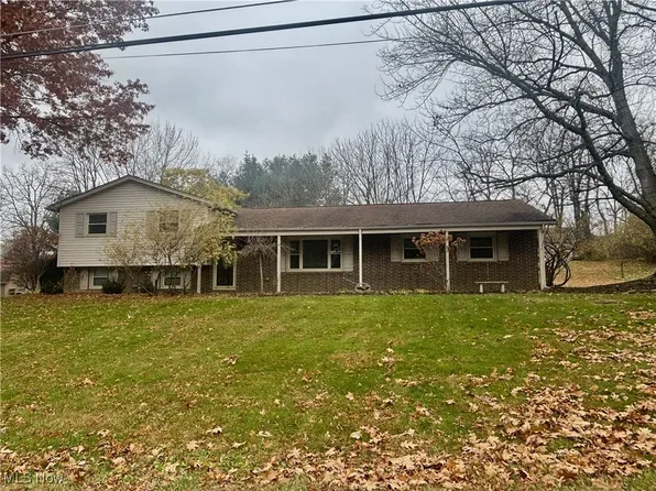 8173 Spencer Ave NW, North Canton, OH 44720