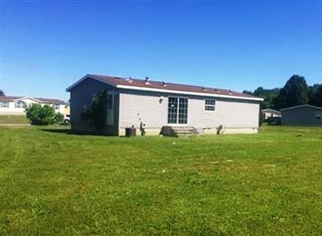 2nd image of 296 Pleasant Pine Cir