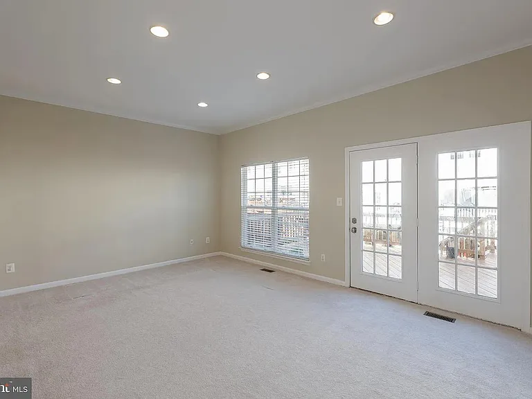 2424 Wheat Meadow Cir #2424 — Photo 15