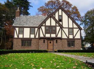 135 Harris Ave, Needham, MA 02492