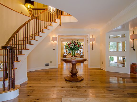 3rd image of 65 Park Way