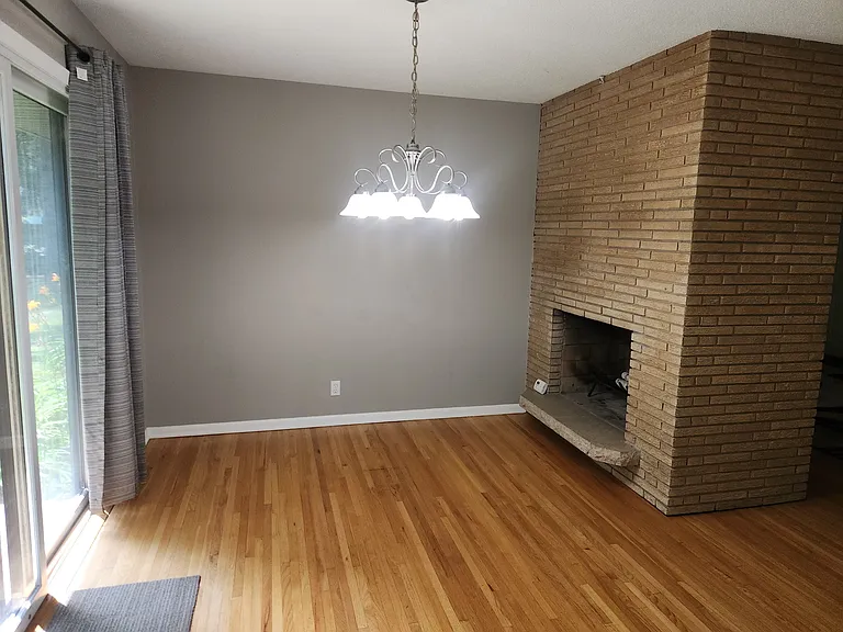 2501 Ford Rd — Photo 9