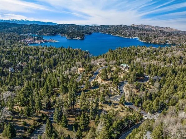 109 Mill Pond Rd, Lake Arrowhead, CA 92352