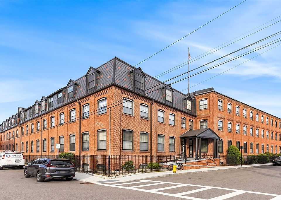 1st image of 10 Weston Ave APT 112