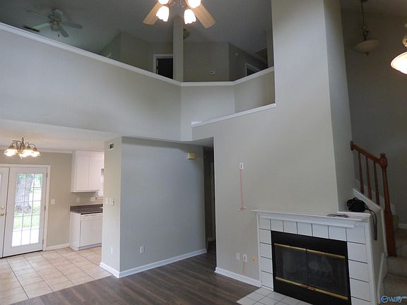 2nd image of 102 Yellowwood Ct NW