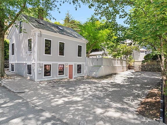 3rd image of 37 Arnold St