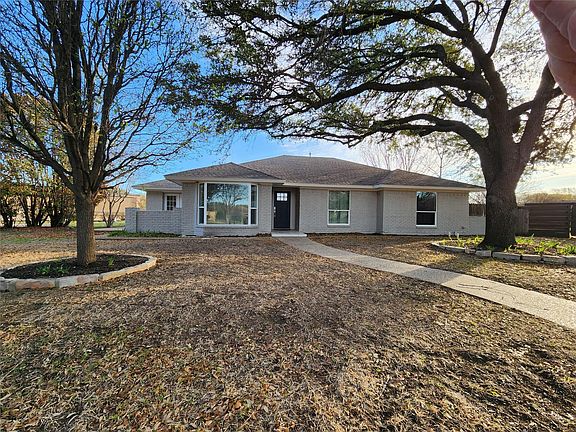 2nd image of 2718 Ellis Ct