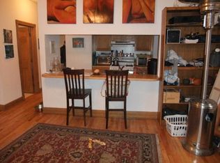 3040 N Racine Ave, Chicago, IL 60657