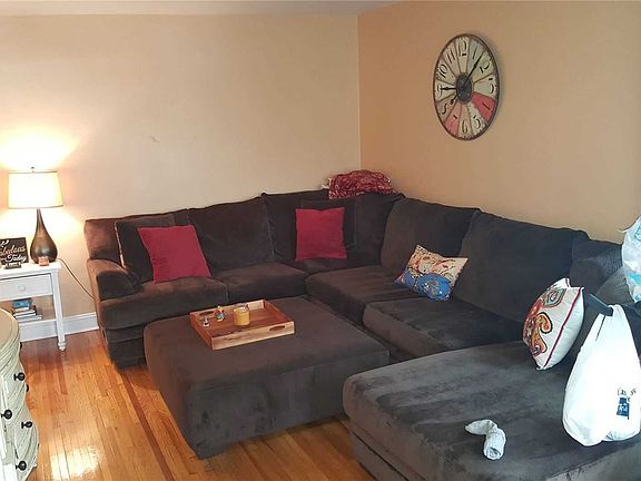 3rd image of 116 Franklin Blvd