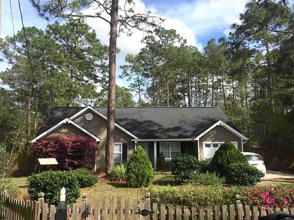 1st image of 84 Eastgate Way